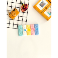 Neşeli Bebekler Çiçek Kabartma Desen 5'li Paket Ağız Mendili